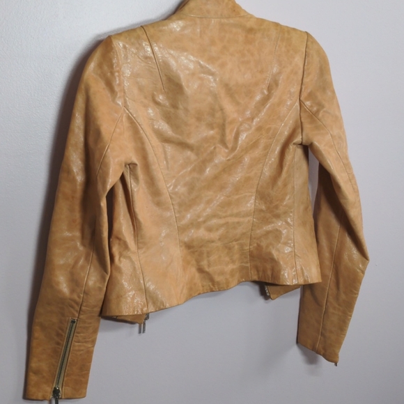 Genuine leather jacket 🤩 - Picture 4 of 6